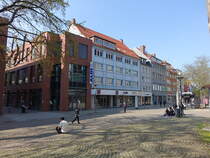 Hildesheim, Geschftsgebude in der Almsstrae (20.04.2025)