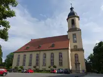 Seifhennersdorf, Pfarrkirche Hl. Kreuz, klassizistischer Saalbau von Carl Christian Eschke, erbaut 1796 bis 1799 (05.06.2025)