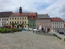 Stolpen, Rathaus am Markt, schlichter Putzbau mit Dachlaterne, erbaut 1549 (05.06.2025)