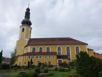 Hochkirch, evangelische Kirche, barocke Saalkirche, erbaut von 1717 bis 1720, Kirchturm erbaut 1750 (06.06.2025)