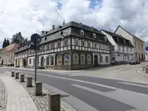 Schirgiswalde, Fachwerkh�user am Marktplatz (06.06.2025)