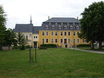 Rckelwitz, Barockschlo mit Schlokapelle, erbaut im 19. Jahrhundert (07.06.2025)