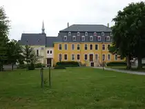 R�ckelwitz, Barockschlo� mit Schlo�kapelle, erbaut im 19. Jahrhundert (07.06.2025)