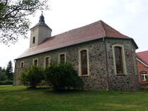 Gro Dbbern, evangelische Kirche, Feldsteinkirche aus dem 16. Jahrhundert (08.06.2025)