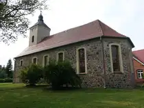 Gro� D�bbern, evangelische Kirche, Feldsteinkirche aus dem 16. Jahrhundert (08.06.2025)
