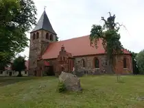 Schorbus, evangelische Kirche, erbaut im 15. Jahrhundert (08.06.2025)