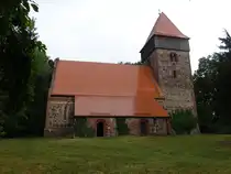 Steinitz, evangelische Dorfkirche, erbaut ab 1280, Westturm 16. Jahrhundert (08.06.2025)