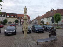 Wittichenau, Krabat Sule auf dem Marktplatz (08.06.2025)