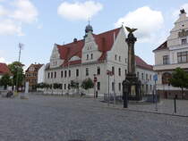 Kirchhain, Rathaus am Markt, erbaut von 1680 bis 1682, umfangreiche Umbauten 1905 durch den Architekten Karl Weber (09.06.2025)