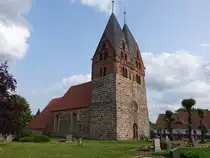 Lugau, evangelische St. Pantaleon Kirche, erbaut im 13. Jahrhundert (09.06.2025)