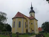 Gr�bern, evangelische Kirche, erbaut von 1686 bis 1689 (10.06.2025)