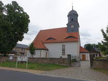 Wrschnitz, evangelische Kirche, Saalkirche mit Dachreiter, erbaut im 18. Jahrhundert (10.06.2025)