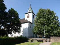 Amelunxen, Pfarrkirche St. Peter und Paul, erbaut von 1818 bis 1822 im Auftrag von Ferdinand von Lninck (14.06.2025) 