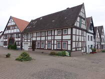 Blomberg, Fachwerkhuser in der Strae im seligen Winkel (15.06.2025)