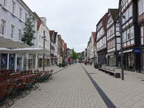 Detmold, Fachwerkhuser und Geschfte in der Bruchstrae (15.06.2025)