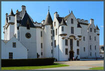 Aus dem 13. Jahrhundert stammt Blair Castle. Sie ist bis heute der Sitz des Duke of Atholl. (Blair Atholl, 12.05.2025)
