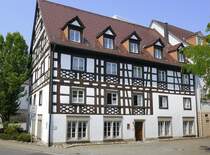 Donaueschingen, die Falkenpost, die ehemalige Poststation stammt von 1706, Aug.2025