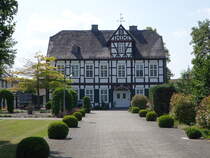 Anrchte, Pastoratsgebude in der Kirchstrae (18.06.2025)