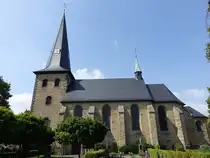 Berge, Pfarrkirche St. Michael,  dreijochige, barocke Saalkirche, Kirchturm erbaut 1737, Langhaus und Chor erbaut 1750 (18.06.2025)