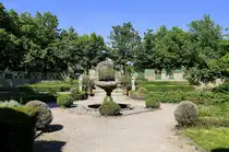 Ungersheim im Elsa�, Parkanlage im Freilichtmuseum, Mai 2025