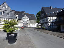 Bdefeld, Fachwerkhuser in der Graf Gottfried Strae (20.06.2025)