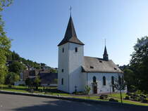 Brunskappel, Pfarrkirche St. Servatius, Westturm erbaut im 13. Jahrhundert, Langhaus von 1763 (20.06.2025)