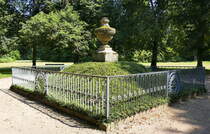 Donaueschingen, im Schlopark steht das lteste Lessingdenkmal Deutschlands, Aug.2025