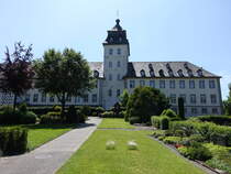 Grafschaft, Mutterhaus der Borromerinnen, erbaut im 18. Jahrhundert (20.06.2025)