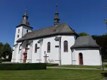 Oberkirchen, Pfarrkirche St. Gertrudis, erbaut im 17. Jahrhundert (20.06.2025)