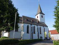 Serkenrode, Pfarrkirche St. Johannes Baptist, erbaut 1901 (21.06.2025)