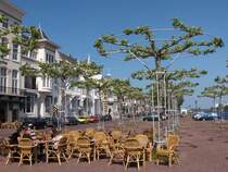 Schner Platz zum Verweilen. Am Hafen von Middelburg, der Hauptstadt der niederlndischen Provinz Zeeland.