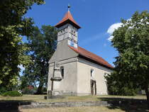 Gro Briesen, evangelische Kirche, verputzte Backsteinkirche aus dem Jahr 1713 (04.07.2025)