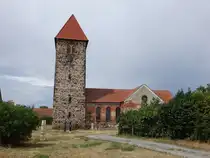 B�den, evangelische St. Mauritius Kirche, erbaut im 13. Jahrhundert (05.07.2025)