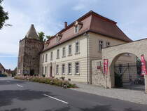Loburg, Rittergut von Barby und Mnchentorturm in der Mnchentorstrae (05.07.2025)