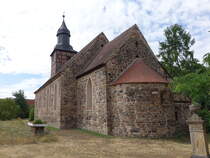 Stegelitz, evangelische St. Petri Kirche, erbaut im 12. Jahrhundert, umgebaut von 1721 bis 1727 (05.07.2025)