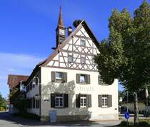 Nimburg, das Rathaus des Ortes mit ca.2000 Einwohnern, ist ein Ortsteil von Teningen im LK Emmendingen, Sept.2025