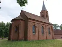 Ferchels, evangelische Kirche, Backsteinbau von 1873 (06.07.2025)