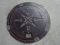 Himmelsrichtung-Kanaldeckel(Tromsoe)250718