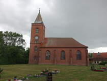Glpe, evangelische Kirche, Kirchturm erbaut 1865, Langhaus erbaut 1885 (07.07.2025)