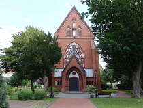 Rathenow, kath. Pfarrkirche St. Georg, erbaut 1893 (07.07.2025)