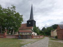 Garz, evangelische Kirche, erbaut 1727 im Barockstil (08.07.2025)