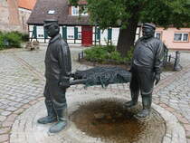 Arneburg, Fischerbrunnen am alten Markt (08.07.2025)