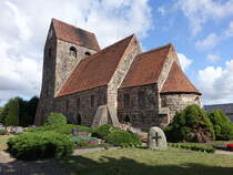Ballerstedt, evangelische Kirche, sptromanische Feldsteinkirche (08.07.2025)