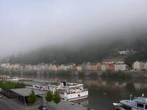 Die Donau in Passau am 20.05.2009 im Morgennebel.