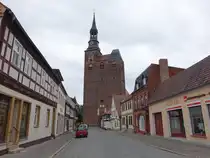 Tangerm�nde, St. Stephan Kirche, gotische Hallenkirche, erbaut ab 1350 (09.07.2025)