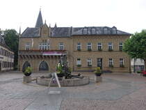 Bad Sobernheim, Rathaus am Marktplatz, erbaut von 1861 bis 1863 (26.07.2025)