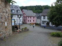 Herrstein, Fachwerkhuser am Schloweg (26.07.2025)