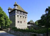 Ungersheim, ECO-Museum, Wohnturm 12.-13.Jahrhundert, Teil der Stadtmauer von Mhlhausen (Mulhouse), 1983 ins Museum umgesetzt, Mai 2025