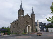 Wiebelsheim, Pfarrkirche St. Peter und Paul, erbaut von 1846 bis 1847 (27.07.2025)