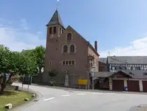 Korweiler, St. Bartholom�us Kirche, erbaut 1907 (28.07.2025)